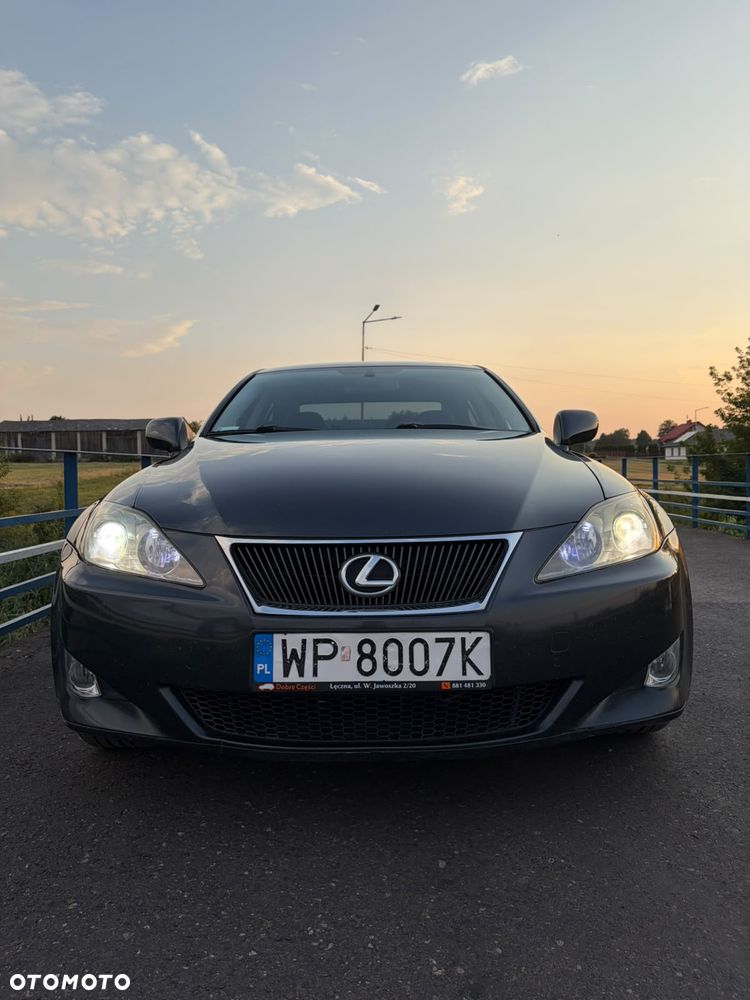 Lexus IS 250 Elegance - 8