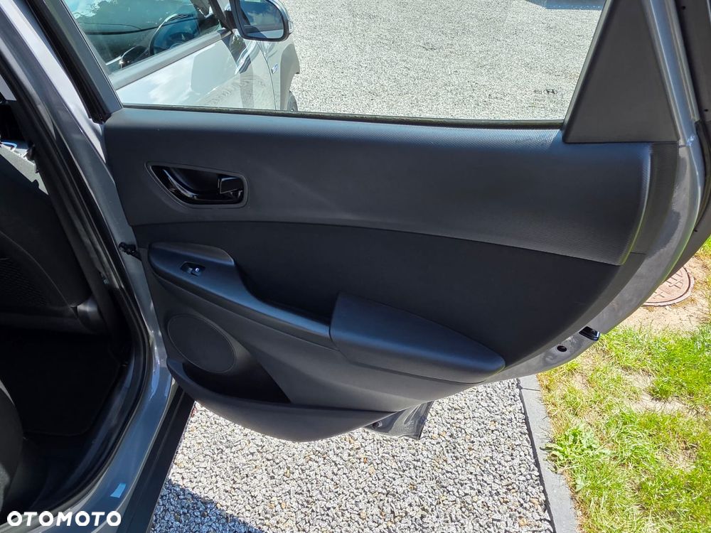 Hyundai Kona - 23