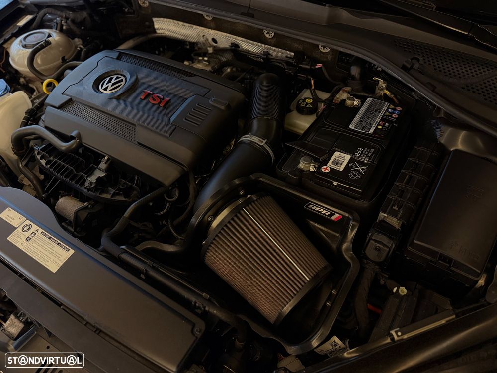 VW Golf GTI TCR 2.0 TSI OPF DSG - 8