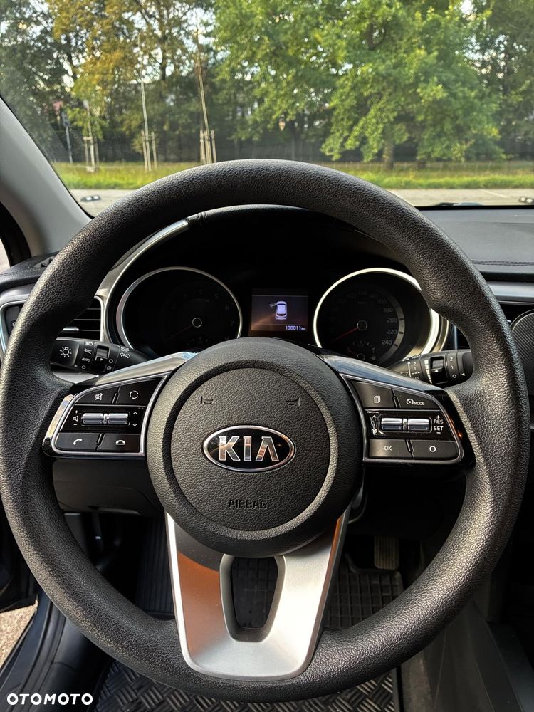 Kia Ceed 1.4 S - 6