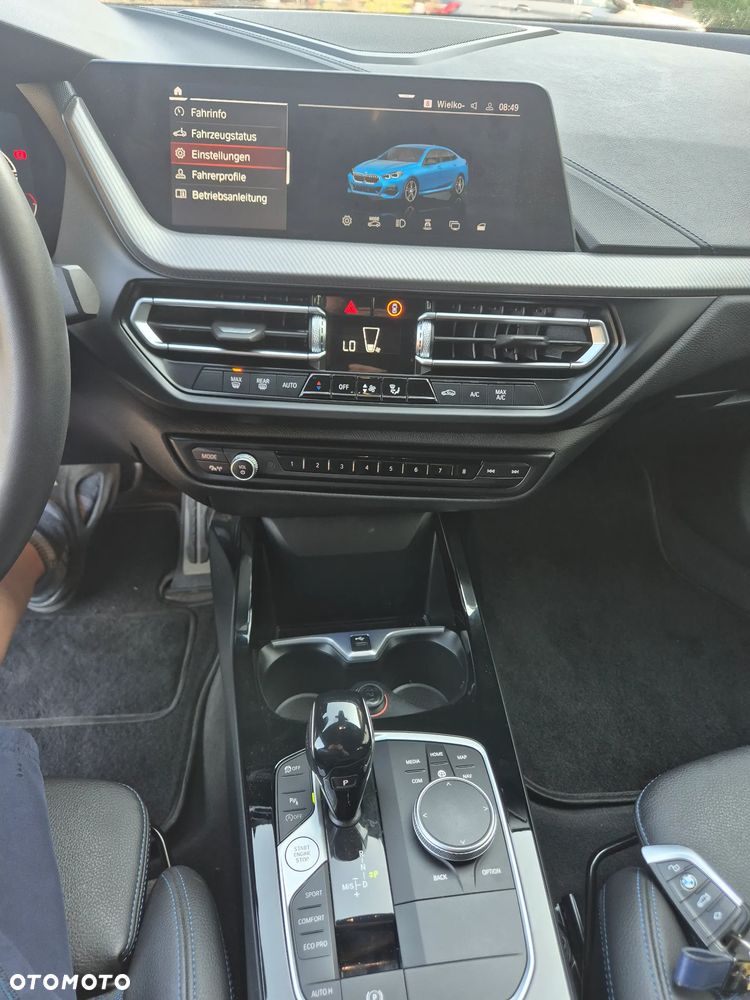 BMW Seria 2 220i Edition Colorvision - 26