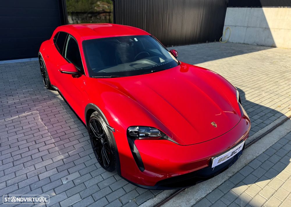 Porsche Taycan Cross Turismo 4 - 9