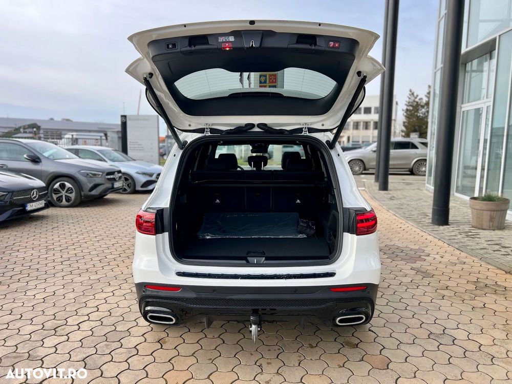 Mercedes-Benz GLB - 15