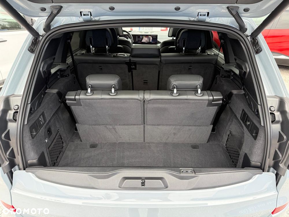 BMW X5 xDrive30d mHEV - 38