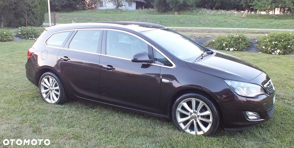 Opel Astra 1.4 Turbo - 11