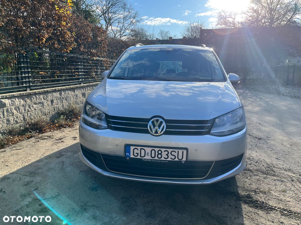 Volkswagen Sharan 2.0 TDI Comfortline DSG - 2