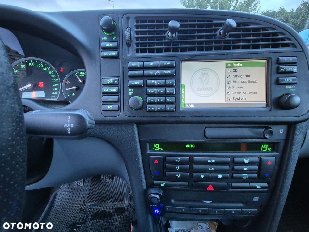 Saab 9-3 - 19