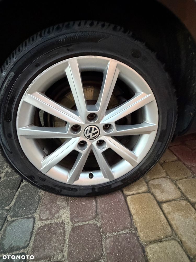 Volkswagen Passat 1.6 TDI DPF BlueMot Comfortline - 31
