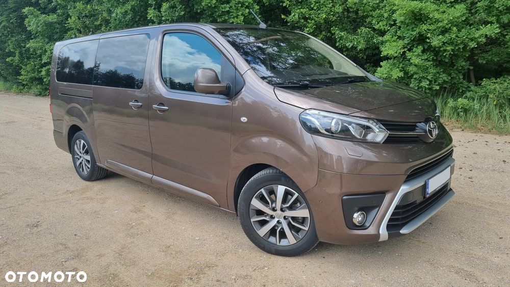 Toyota ProAce Kombi D-4D Long 2,8t - 2