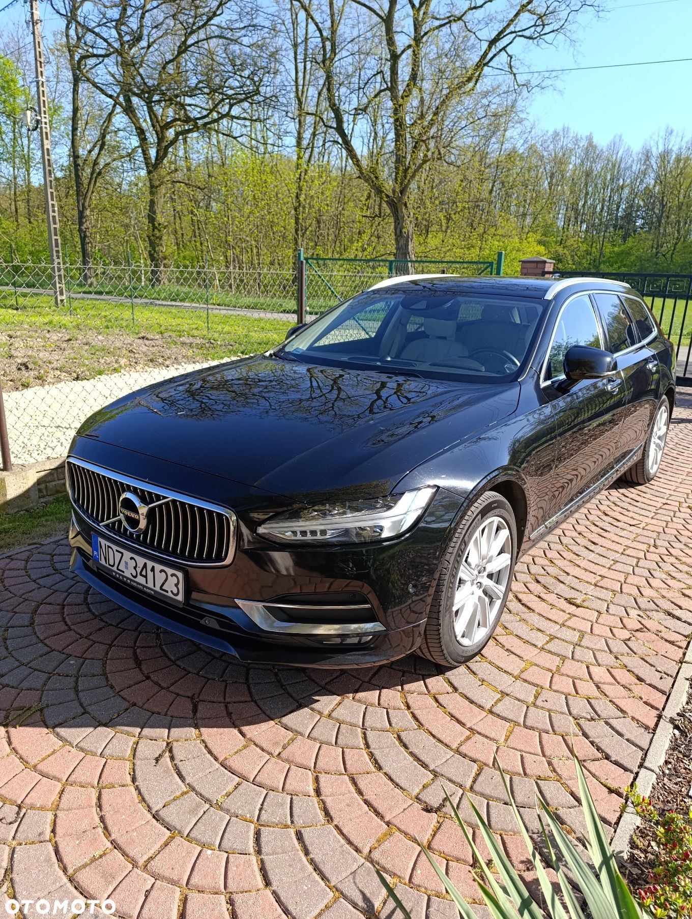 Volvo V90 D5 AWD Inscription - 1