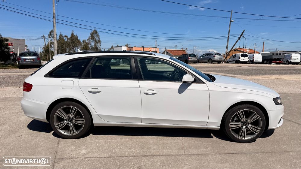 Audi A4 Avant 2.0 TDI DPF S line Sport Pack - 3