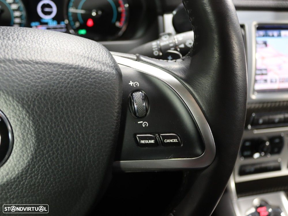 Jaguar XF 2.2 D Premium Luxury - 20