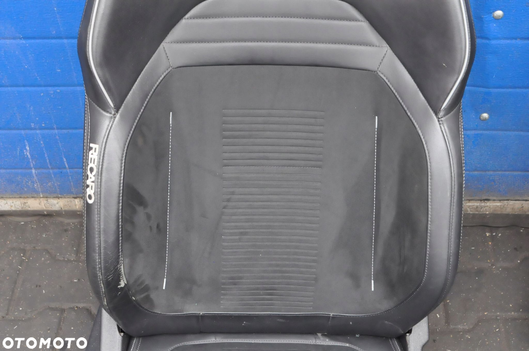 FORD FOCUS MK4 ST 5D PRZEKŁADKA WNĘTRZA FOTELE RECARO KANAPA - 2