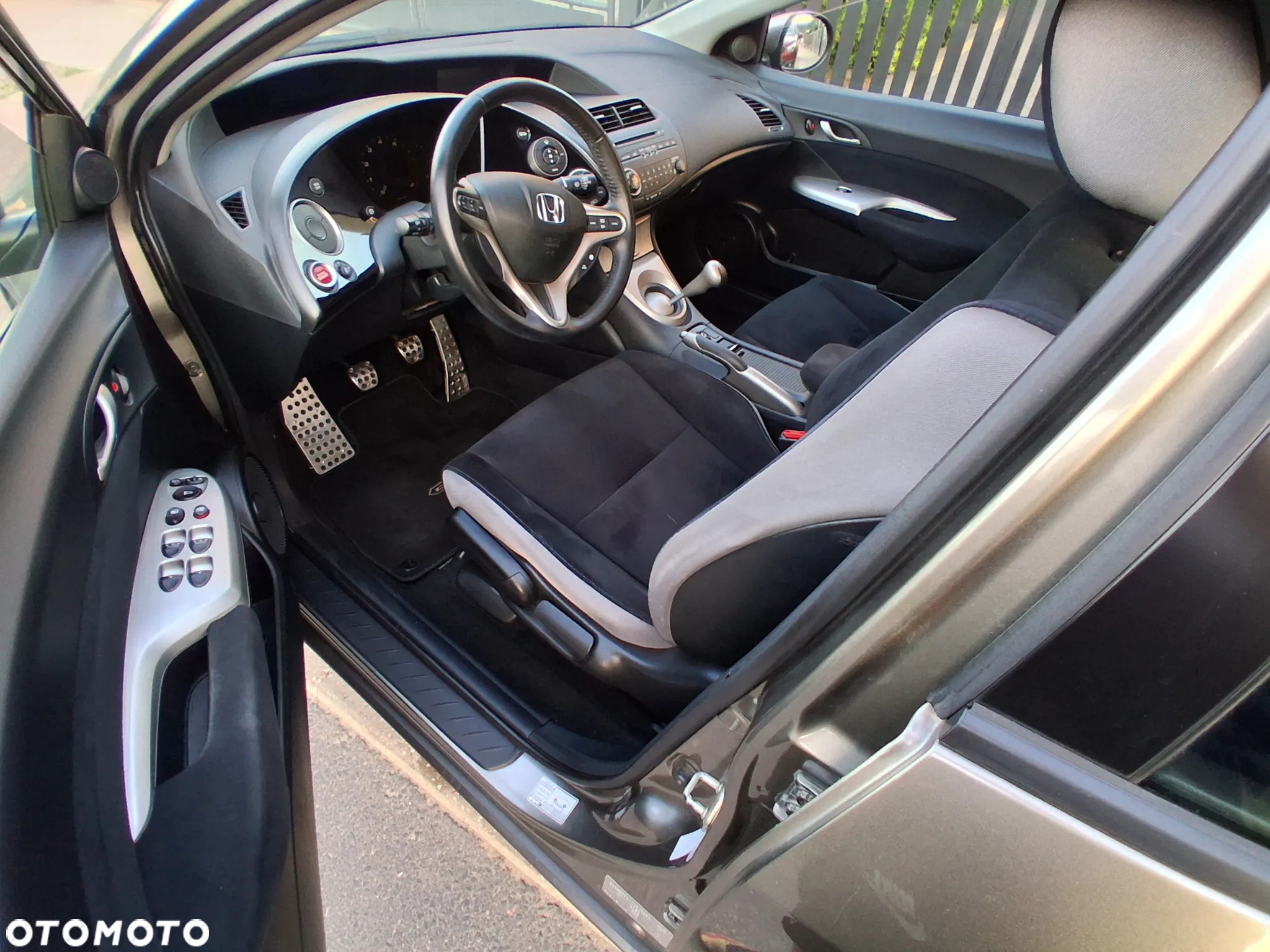 Honda Civic 1.8 Comfort - 21