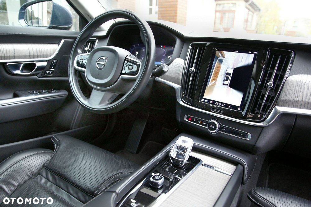 Volvo V90 D5 SCR AWD Momentum Pro - 13