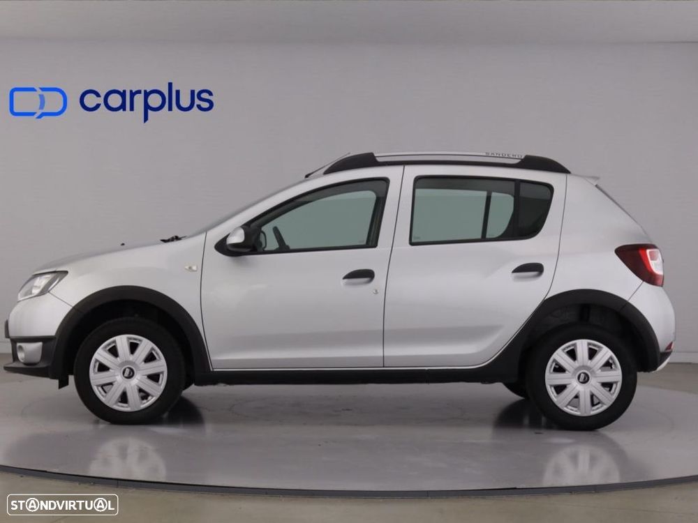 Dacia Sandero 1.5 dCi Stepway - 4