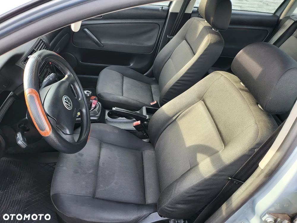 Volkswagen Passat 2.0 Comfortline - 8