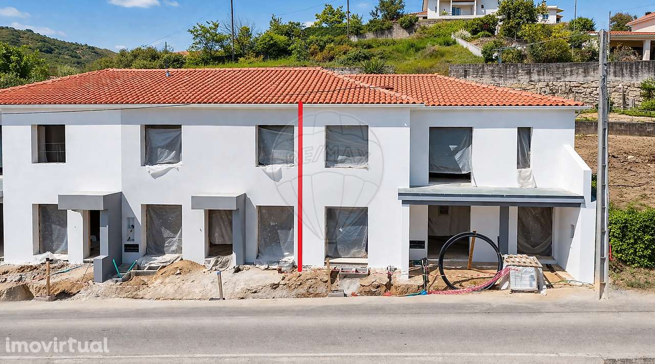 Moradia T2 para venda - Grande imagem: 2/18