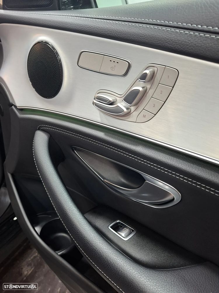Mercedes-Benz E 300 de 4Matic 9G-TRONIC AMG Line - 16