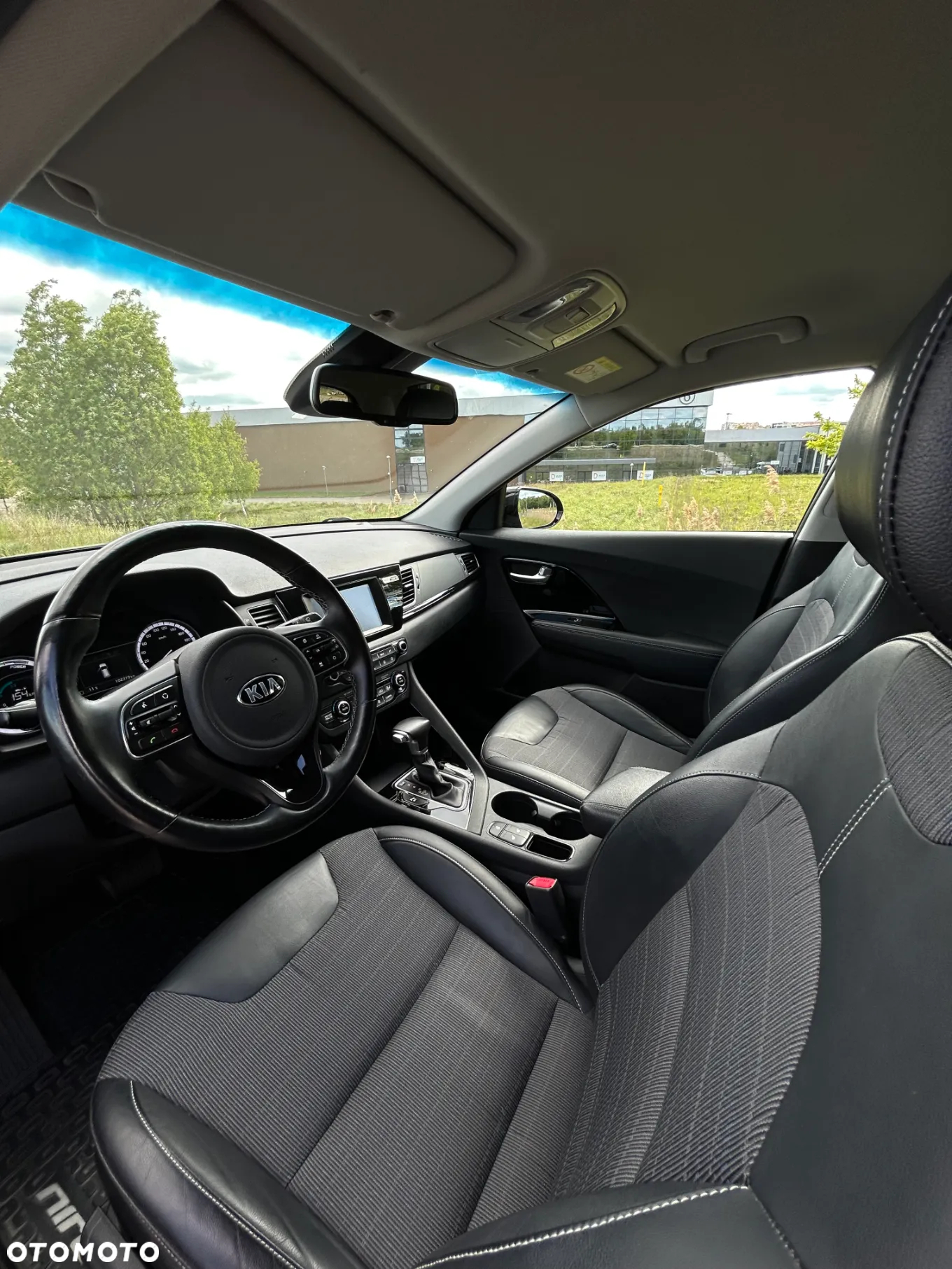 Kia Niro 1.6 GDI Hybrid M - 8
