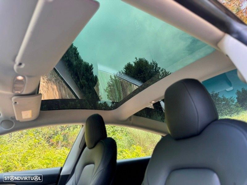 Tesla Model 3 Long Range AWD Dual Motor - 43