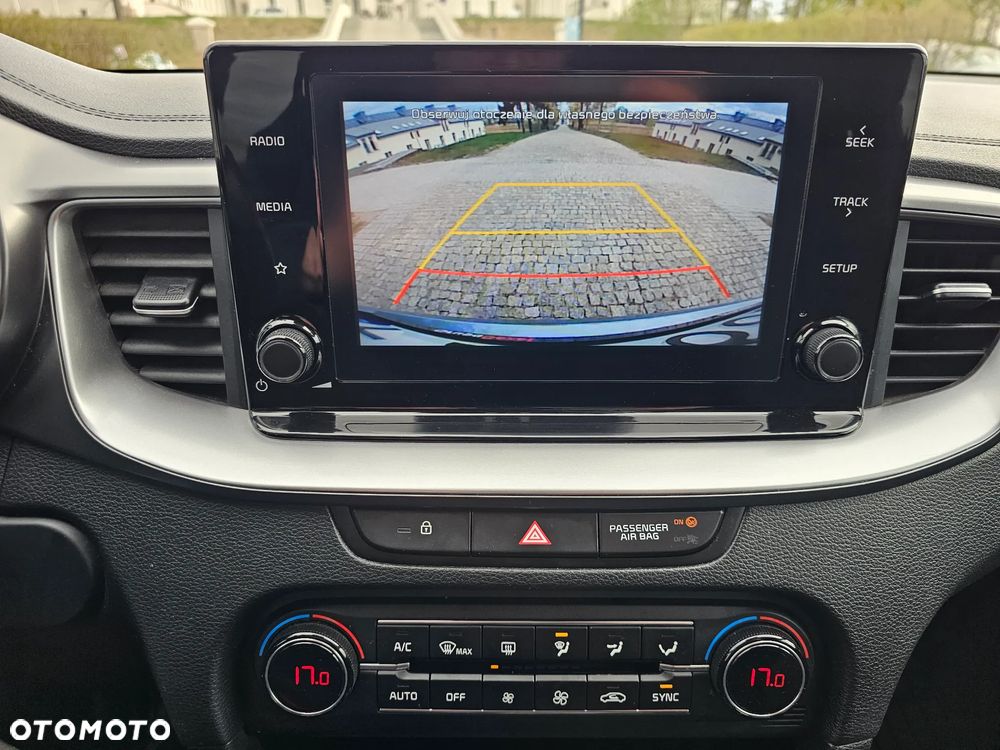 Kia XCeed 1.4 T-GDI L Business Line - 16