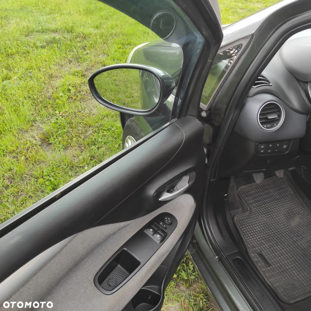 Fiat Punto Evo 1.4 8V Estiva Blue&Me - 8
