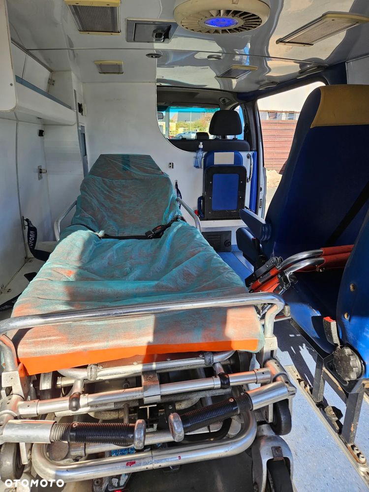 Mercedes-Benz VITO 111 - 5