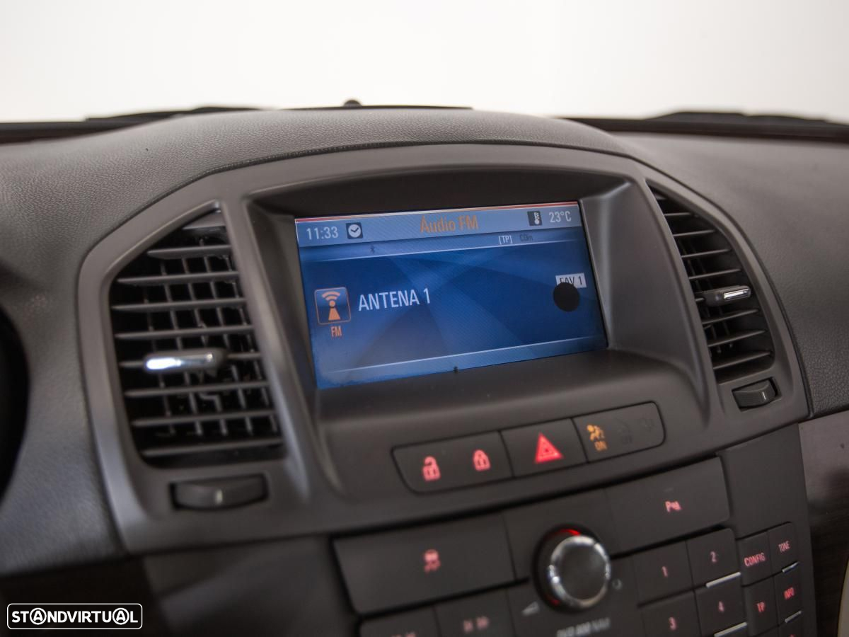 Opel Insignia - 21