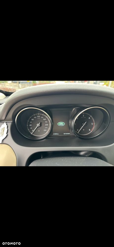 Land Rover Discovery Sport TD4 HSE - 12