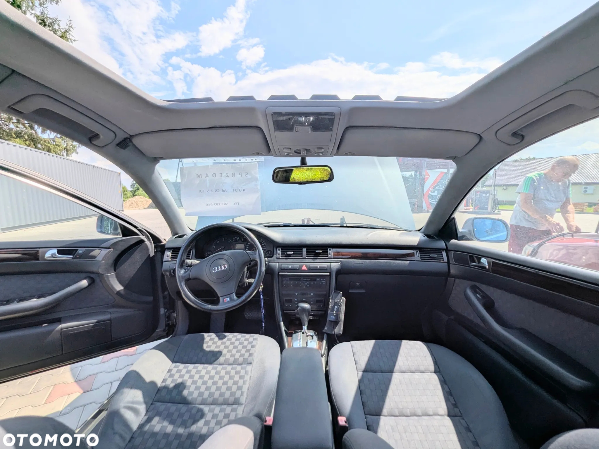 Audi A6 - 12