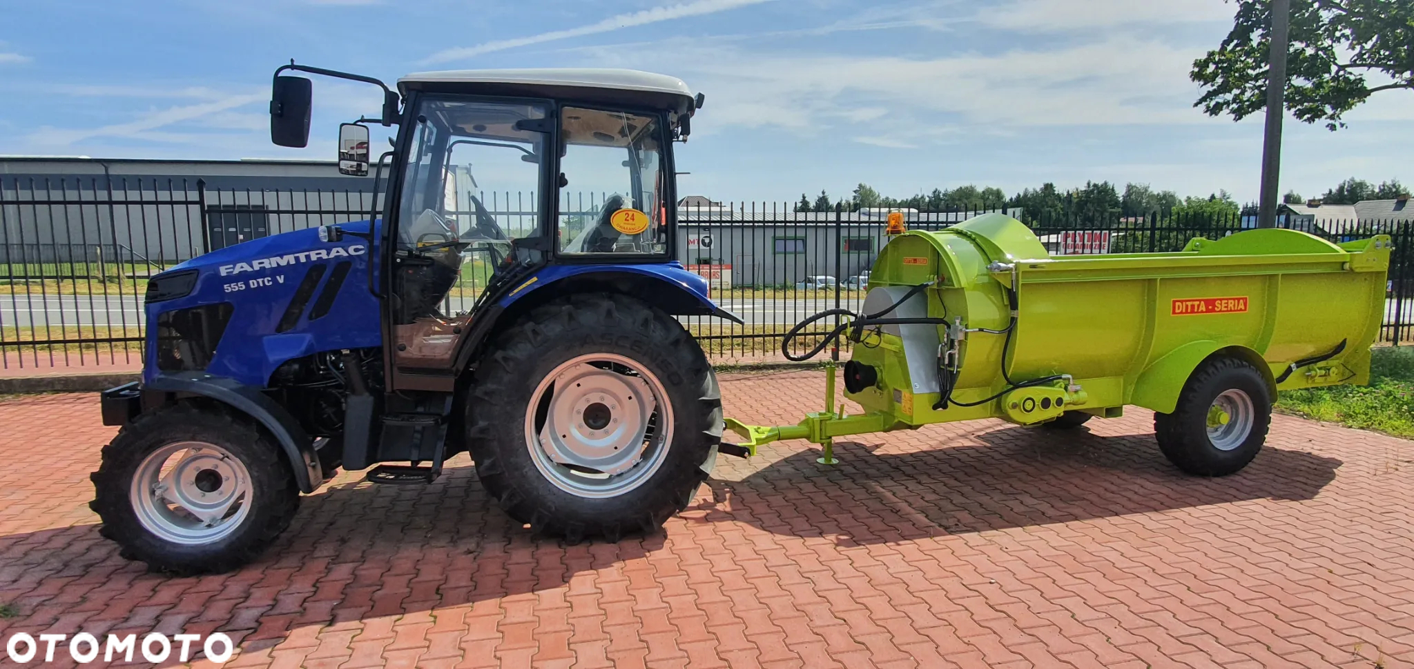 Farmtrac 555 DTC V - 10