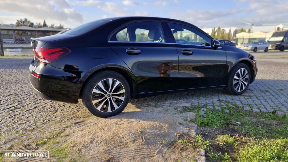 Mercedes-Benz A 250 Limousine e Style Plus - 24