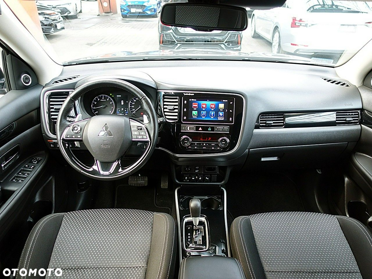 Mitsubishi Outlander - 14