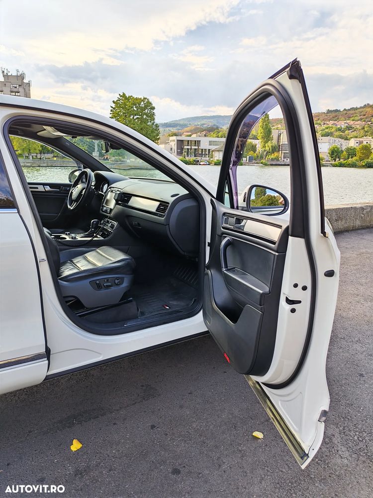 Volkswagen Touareg 3.0 V6 TFSI - 15