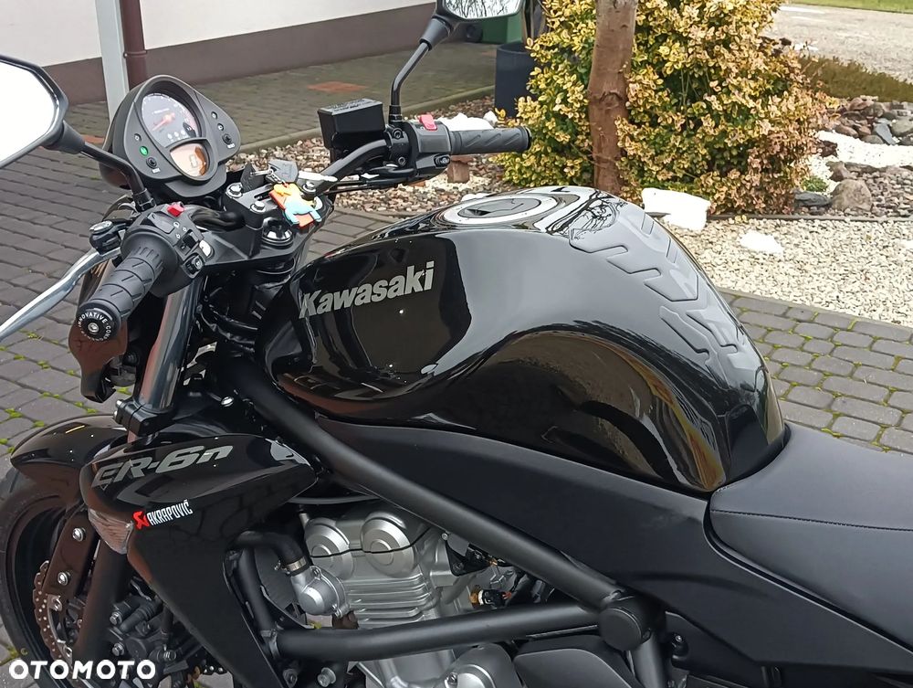 Kawasaki ER - 18
