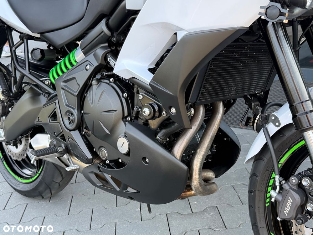 Kawasaki Versys 650 - 18