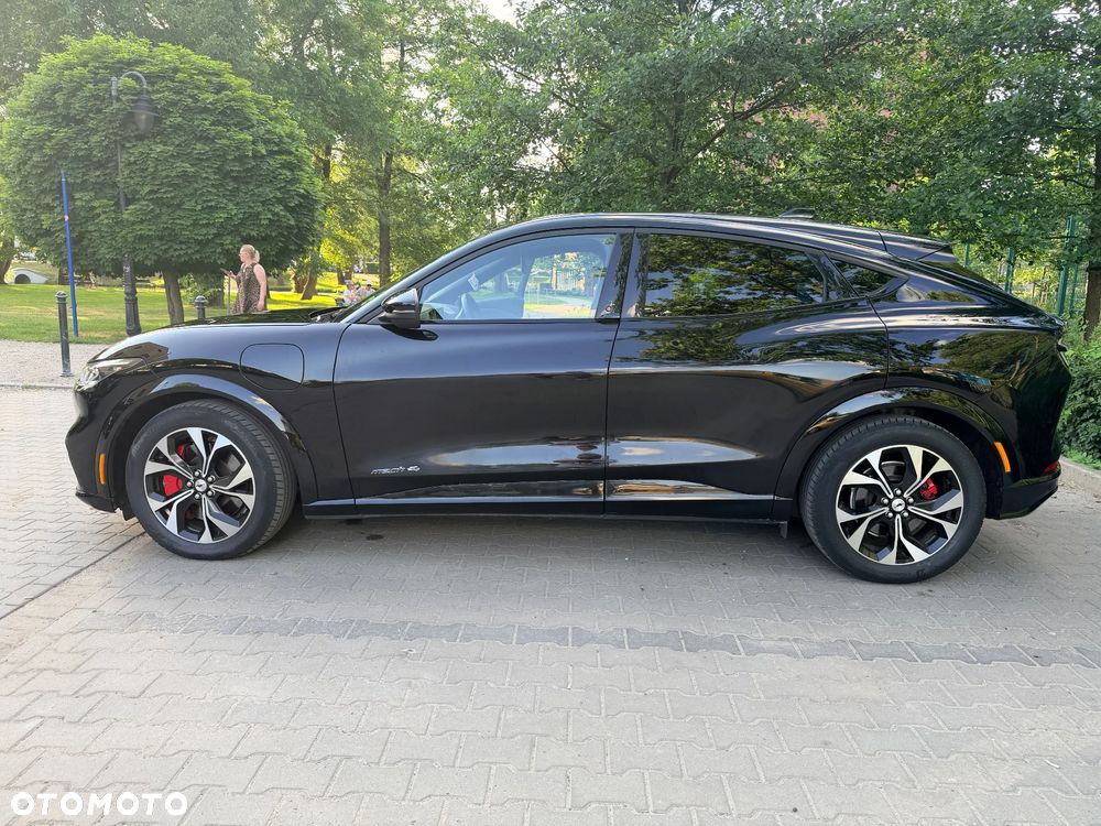 Ford Mustang Mach-E 75kWh AWD - 2