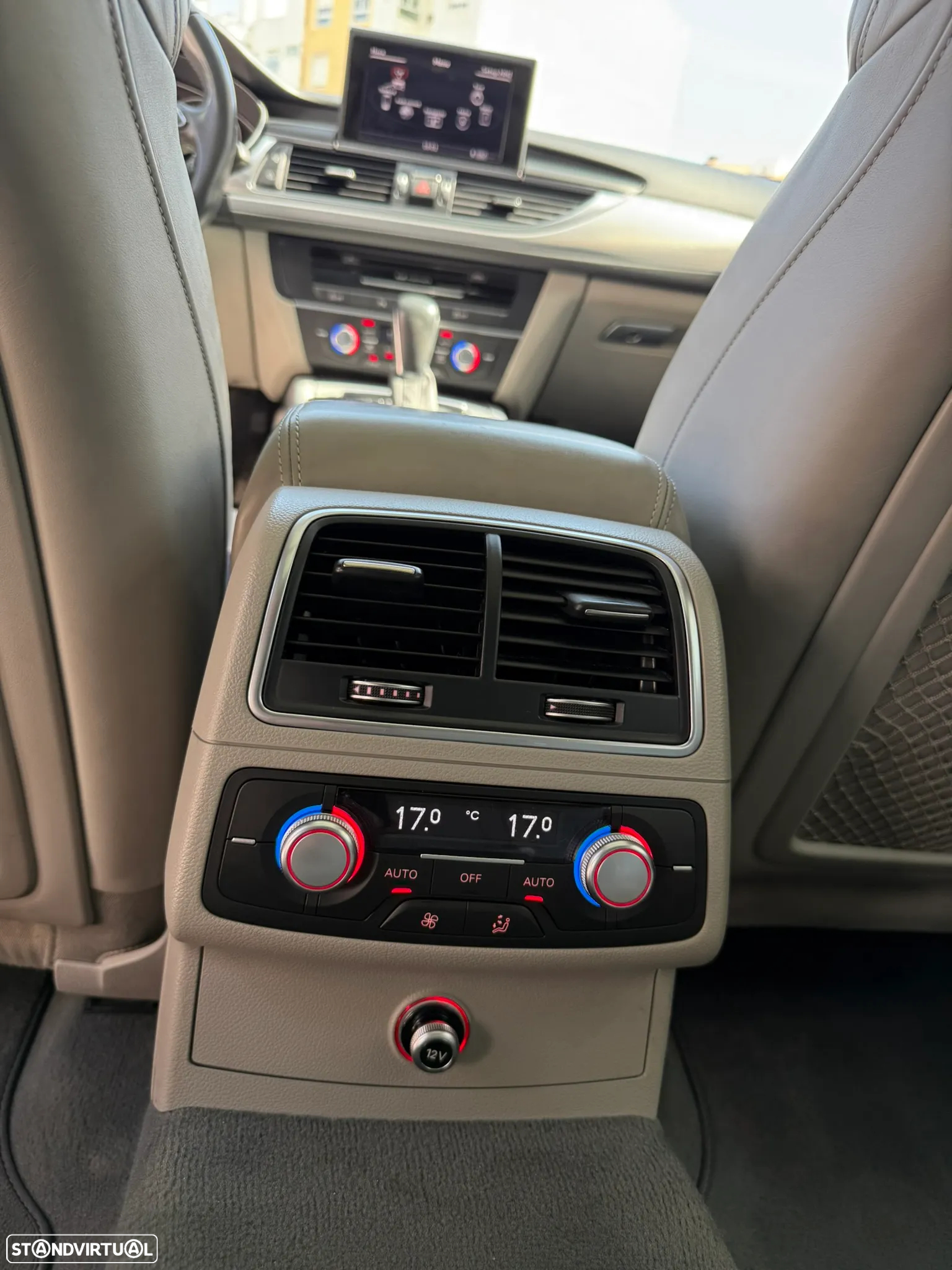 Audi A6 Avant 3.0 TDI V6 quattro Advance S tronic - 27