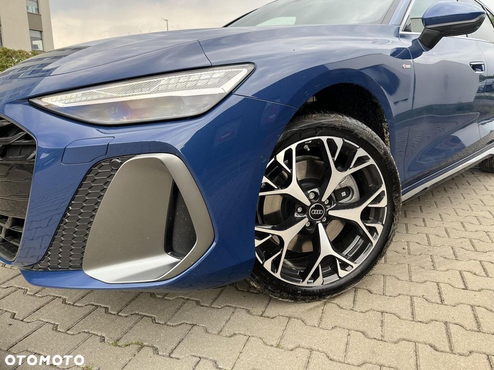 Audi A6 Avant - 16