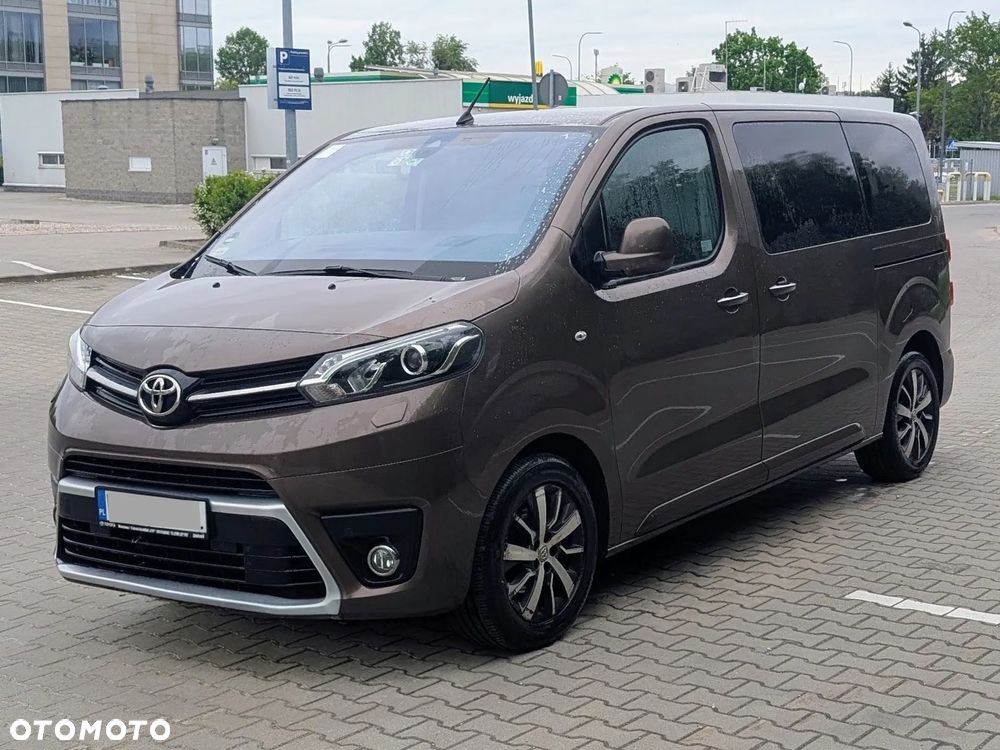 Toyota Proace Verso 2.0 D4-D Medium Family - 2