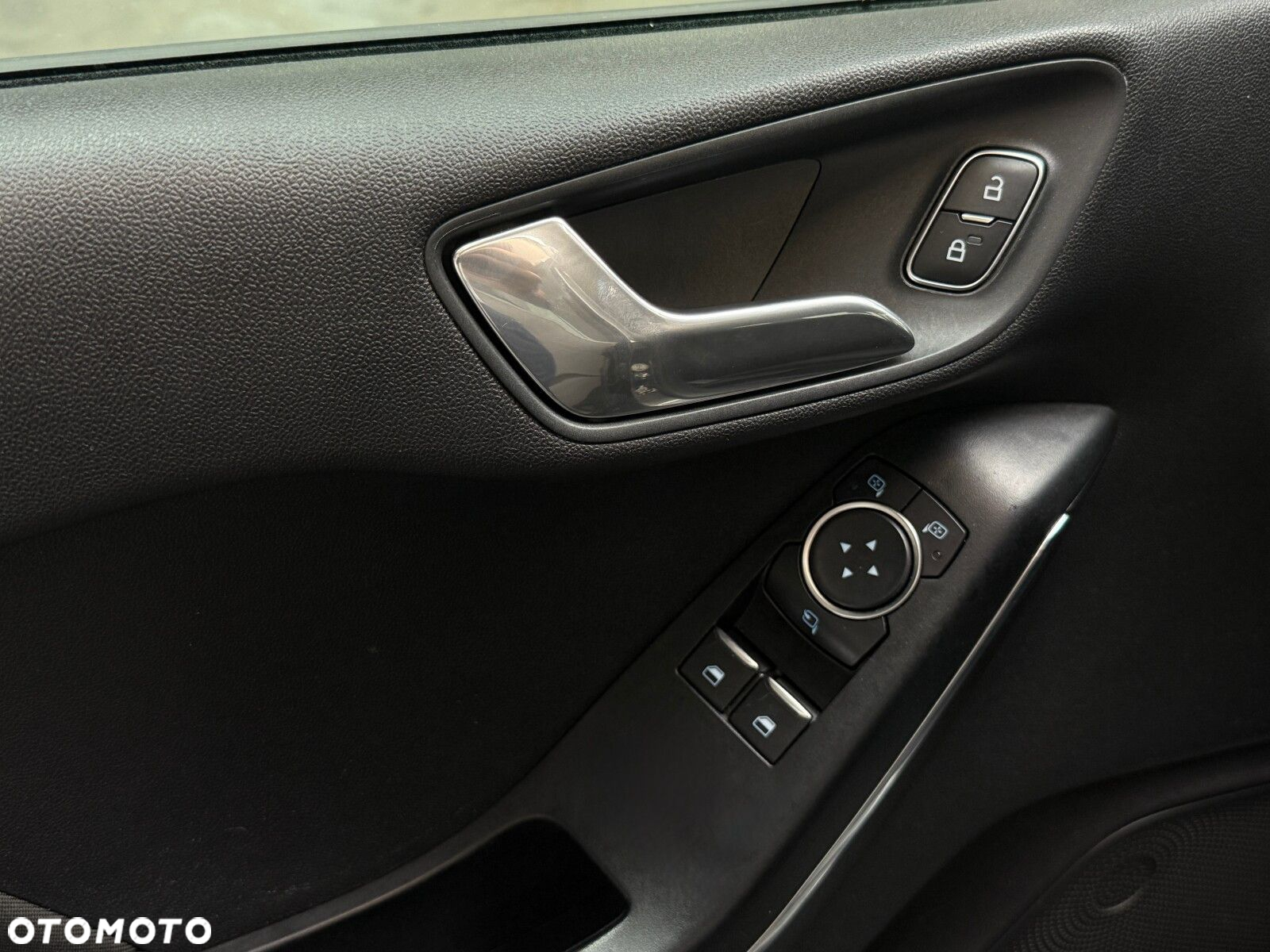 Ford Fiesta - 15