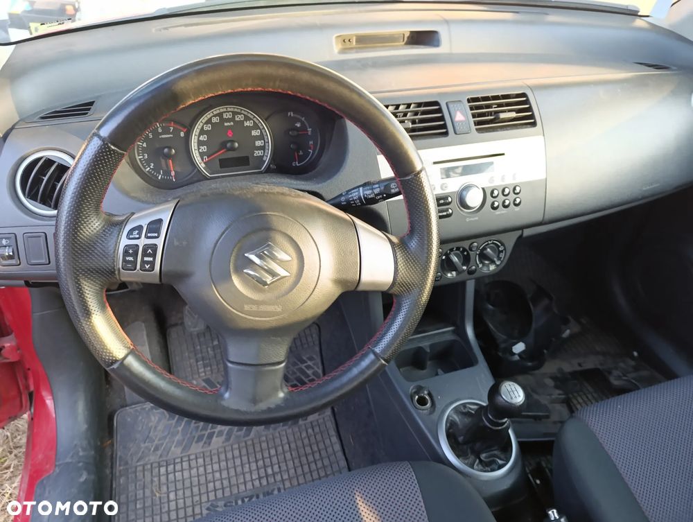 Suzuki Swift 1.3 GLX / Comfort - 13