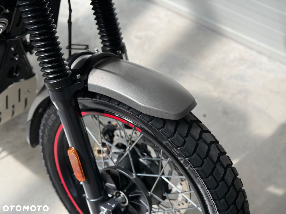 Royal Enfield Scram - 9