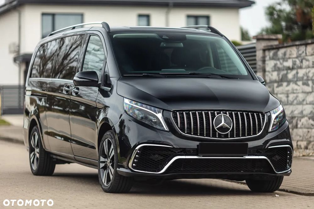 Mercedes-Benz Klasa V 300 d extralang 4Matic 9G-TRONIC Avantgarde - 8