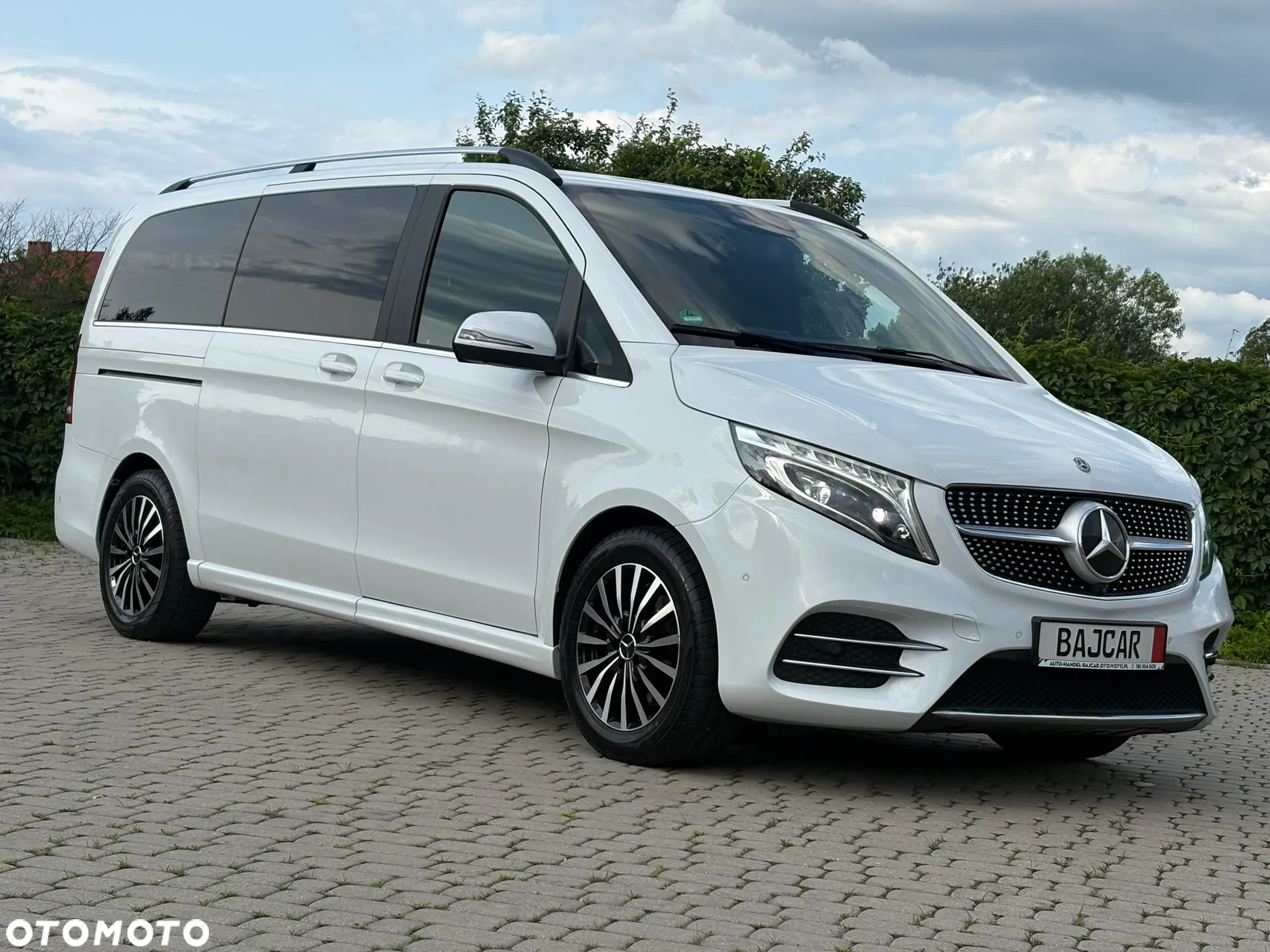 Mercedes-Benz Klasa V 300 d Exclusive 9G-Tronic (d³ugi) - 3