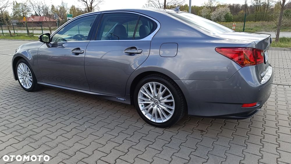 Lexus GS - 18