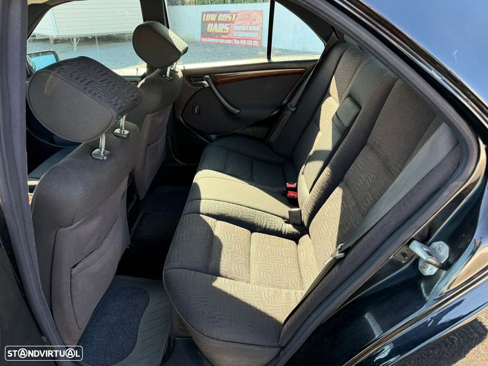 Mercedes-Benz C 200 D Sport - 8