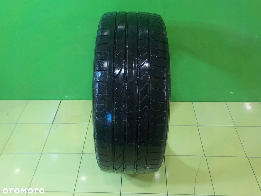 BRIDGESTONE POTENZA RE050A 96Y 235/40/19 opona letnia 5,78mm - 1