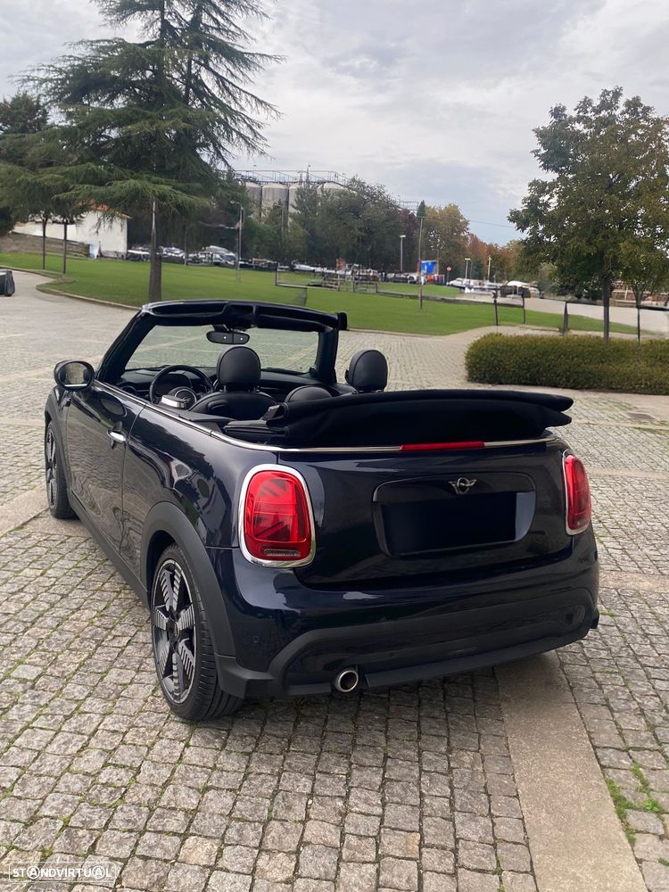 MINI Cabrio Cooper Premium Plus Essential Auto - 21